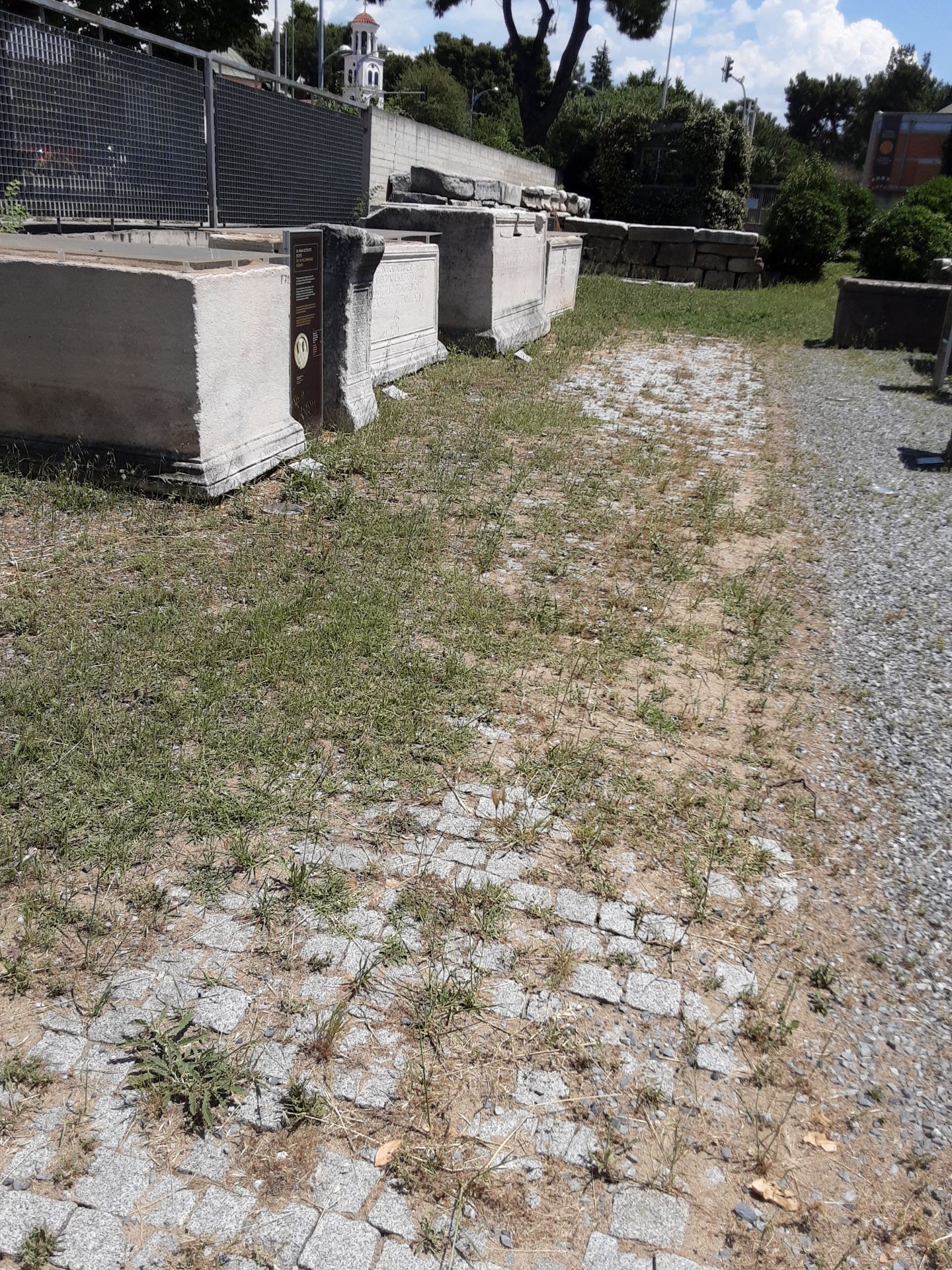 Ανωμαλιες επι εδαφους, ζητηματα συντηρησης