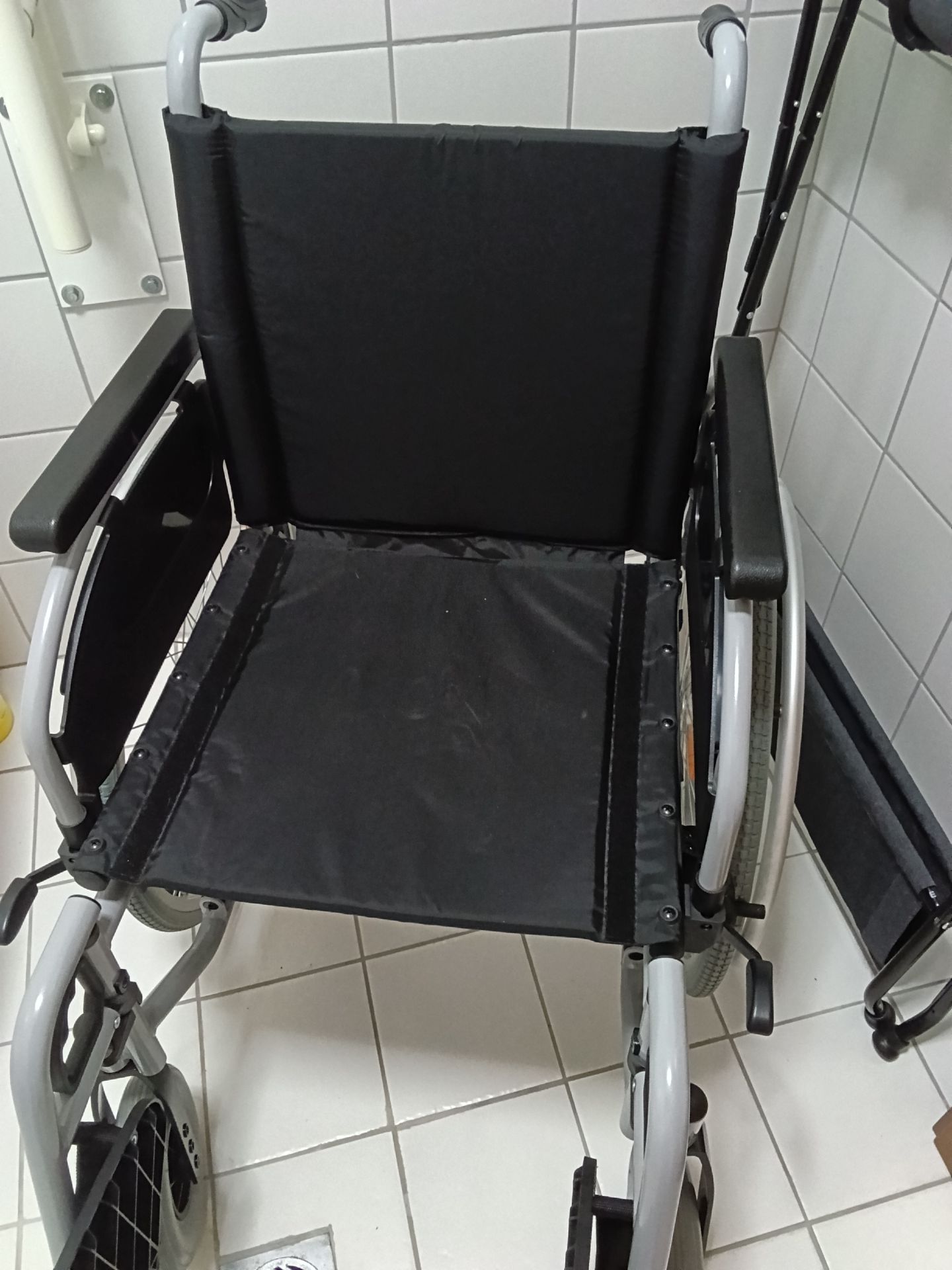 Διάθεση τροχοκαθίσματος στους επισκέπτες