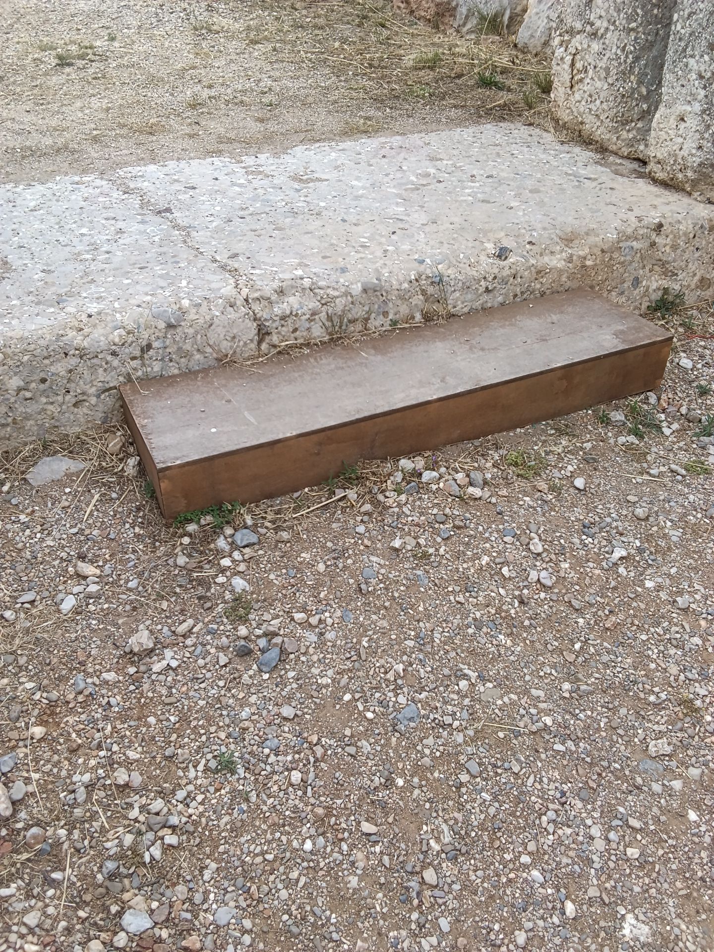 Σκαλοπάτια επί της διαδρομής (2 σκαλιά 18εκ.)